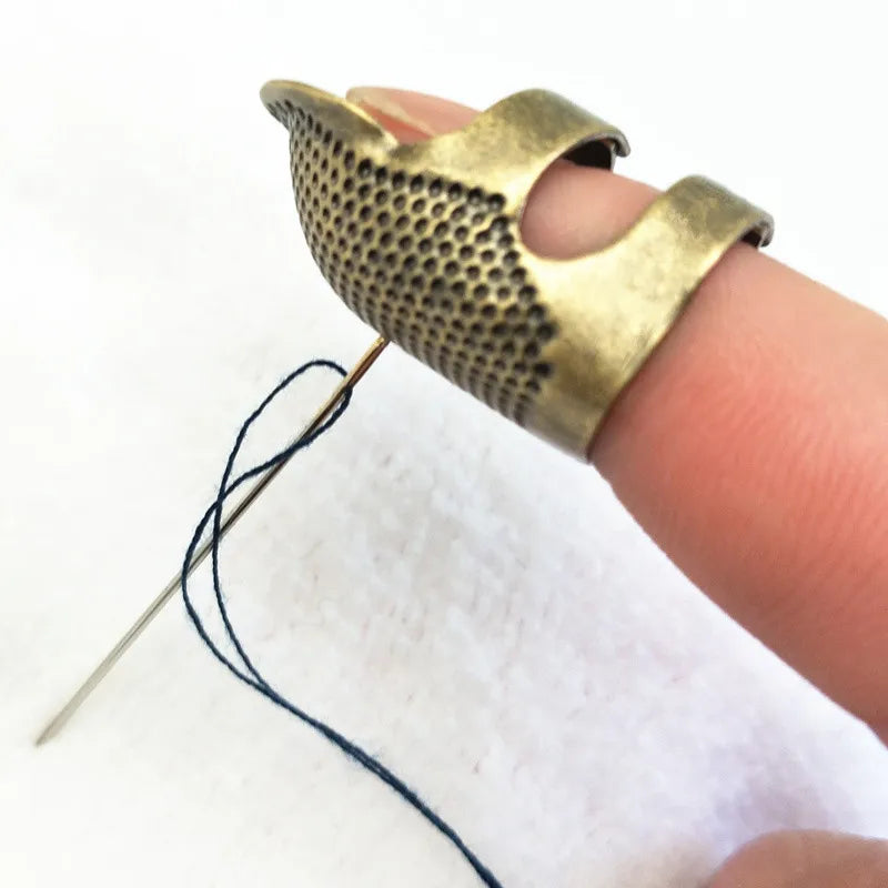 1 Peça Dedal Retrô para Costura – Protetor de Dedo Antigo, Anel para Agulha, Ferramenta de Artesanato e Acessório Doméstico