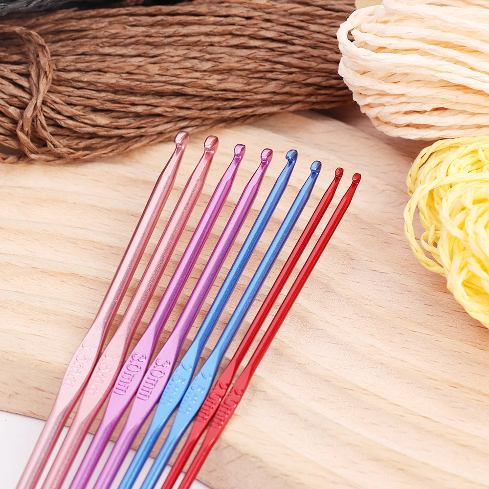 Kit 8 Agulhas de Crochê Coloridas em Alumínio – Cabeça Única para Tricô e Artesanato