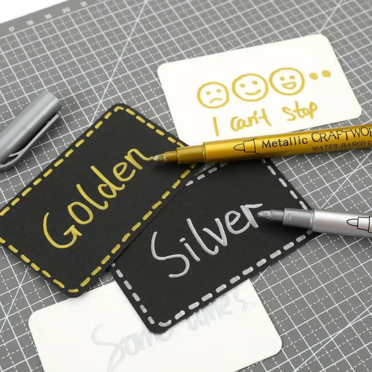 Kit 1 ou 2 Canetas Metallic Marker – Ouro e Prata, Permanente para Scrapbook e Artesanato